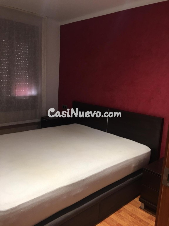 Piso en venta en Bufalá Badalona, ideal inversión.