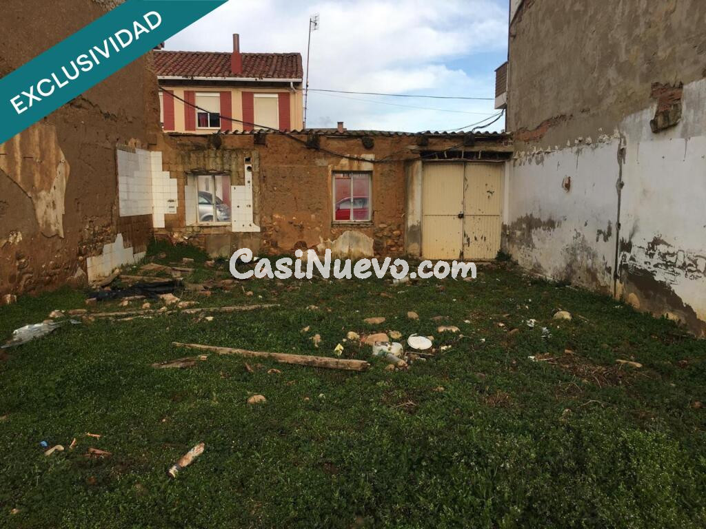 TERRENO URBANO en Av. León – Carbajal de la Legua