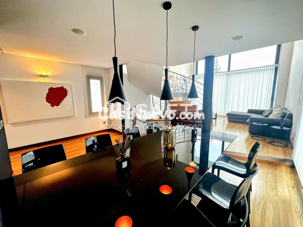 UNICA Y EXCLUSIVA VILLA DE ALTO STANDING EN CARBAJAL DE LA LEGUA