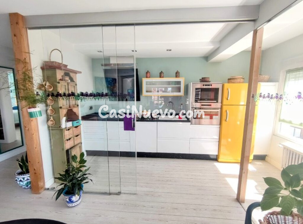 FANTÁSTICO PISO REFORMADO. AL LADO DE LA PLAZA DE LA INMACULADA.