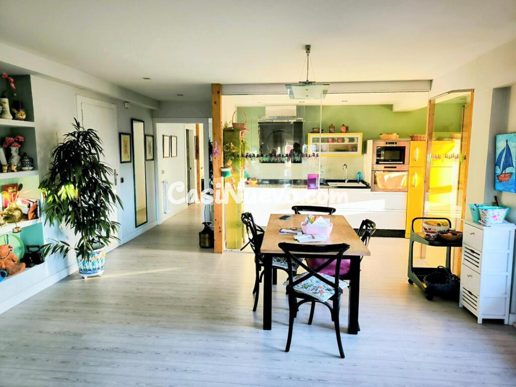 FANTÁSTICO PISO REFORMADO. AL LADO DE LA PLAZA DE LA INMACULADA.