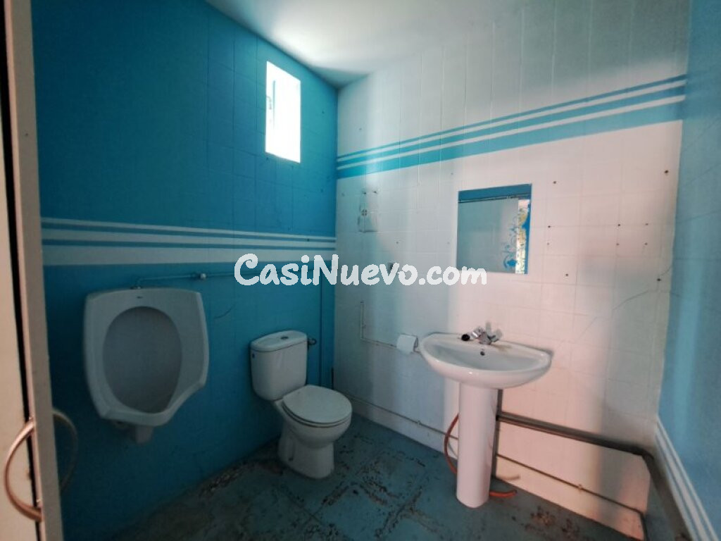LOCAL COMERCIAL EN PONFERRADA