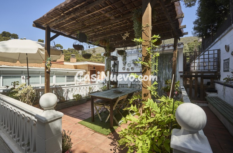 Casa-Chalet en Venta en Castelldefels Barcelona MONTEMAR