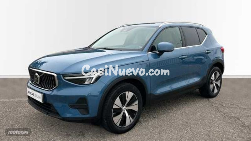 Volvo XC40 1.5 T4 PHEV RECHARGE CORE DCT 211 5P de 2023 con 57.756 Km por 31.900 EUR. en Cordoba