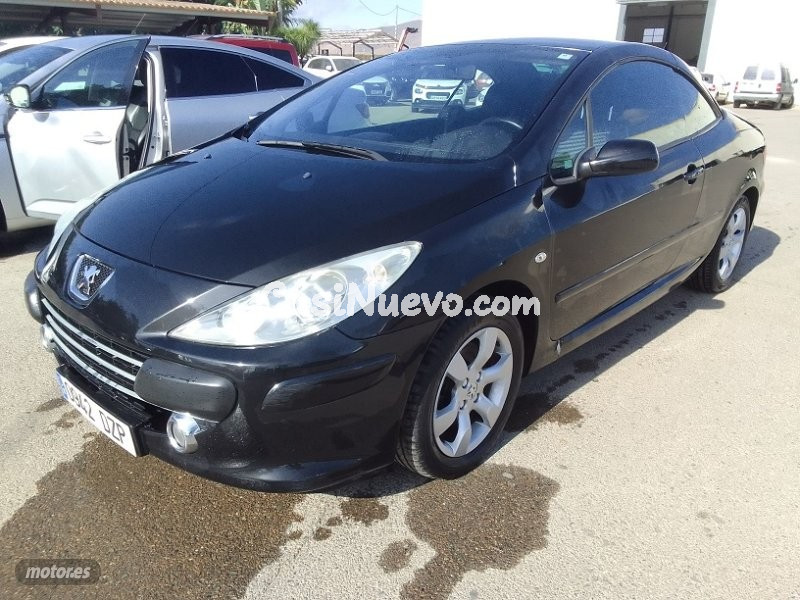 Peugeot 307 CC 2.0 HDI 136 CV . de 2006 con 213.000 Km por 3.900 EUR. en Murcia
