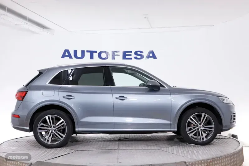 Audi Q5 - foto 8