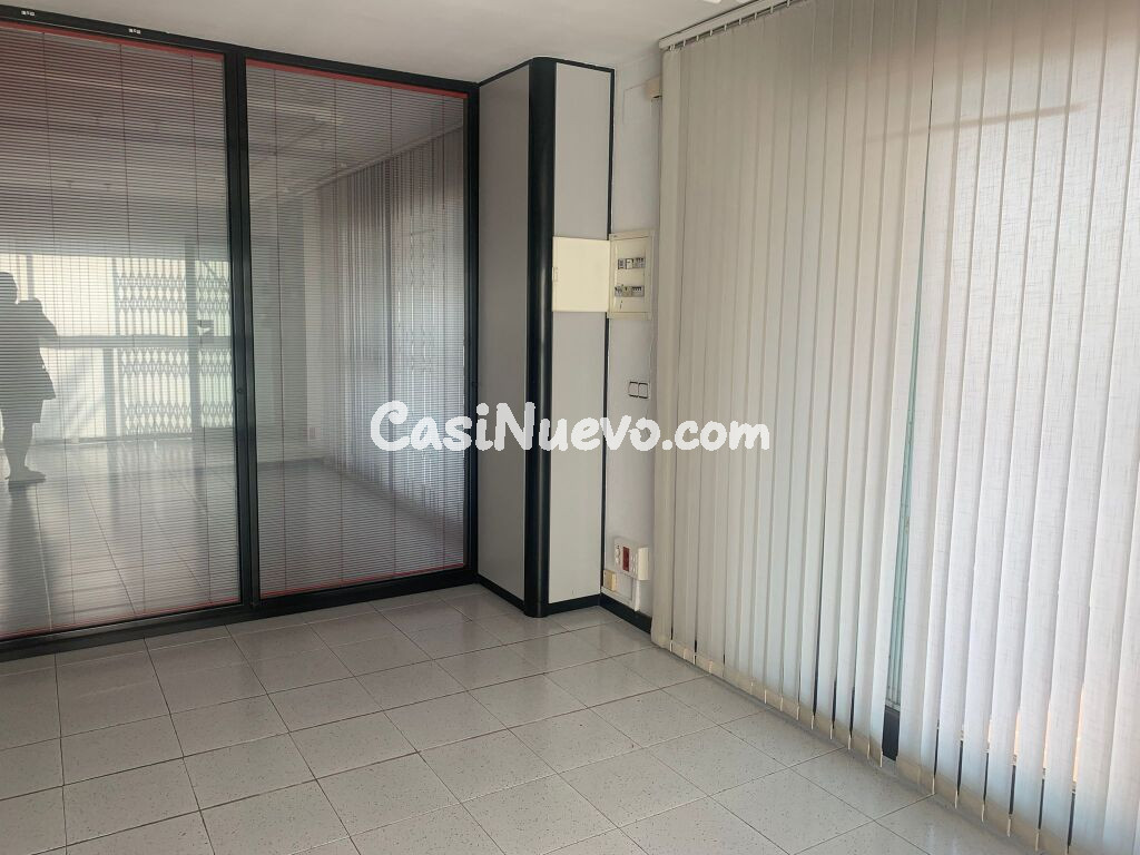 Oficina en Alquiler en EIXAMPLE, L' Barcelona