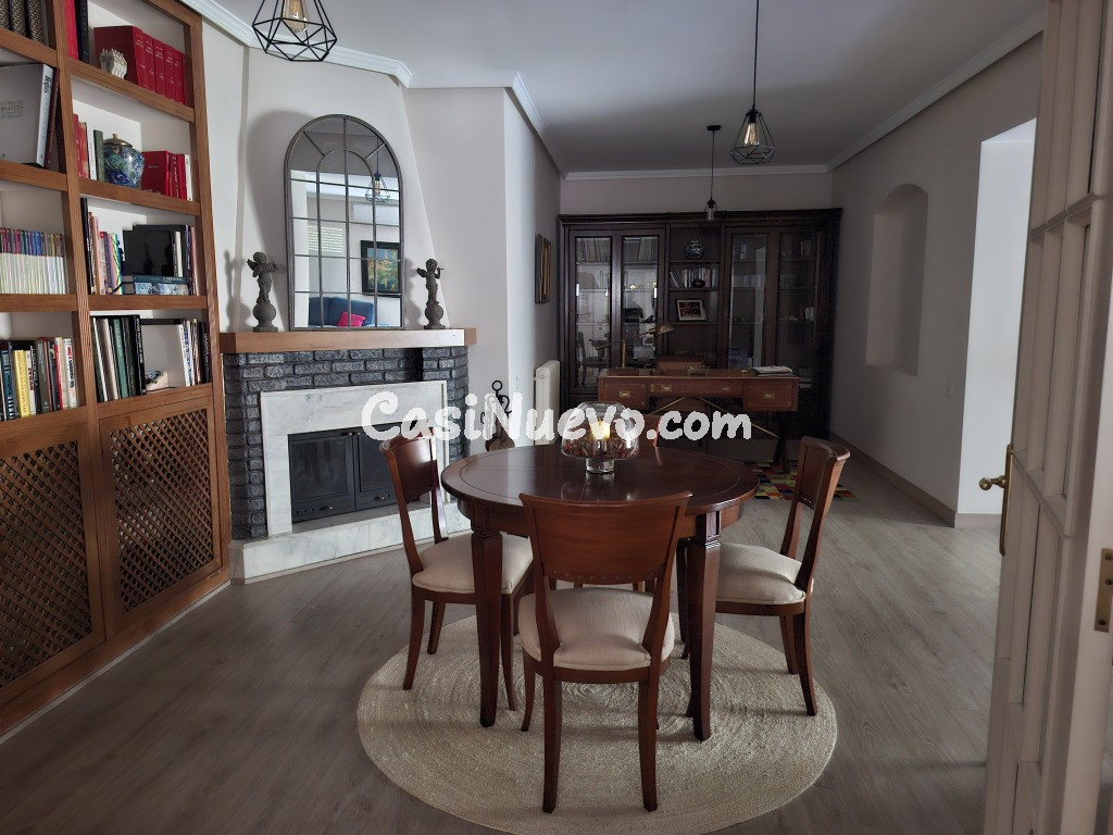 Casa-Chalet en Venta en Lomas Del Gallego Zaragoza