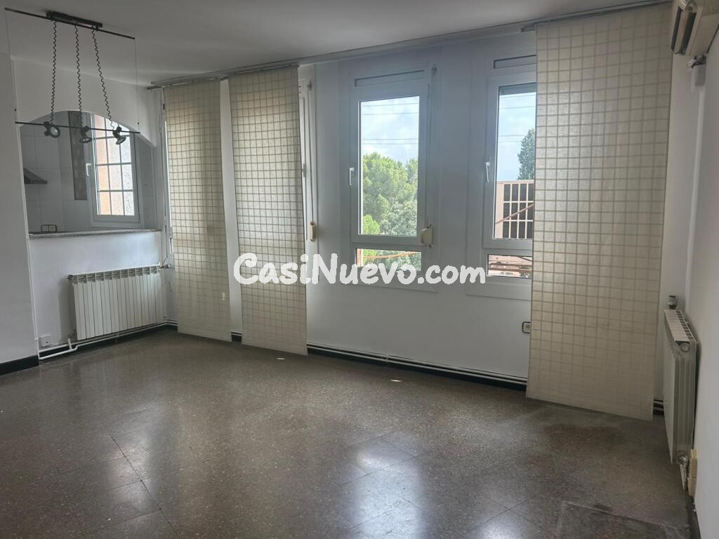 Dúplex en Venta en Santa Perpetua De Mogoda Barcelona