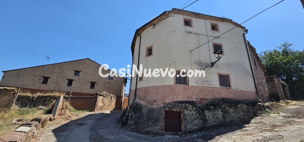 Casa de pueblo en Venta en Cuevas De Ayllon Soria