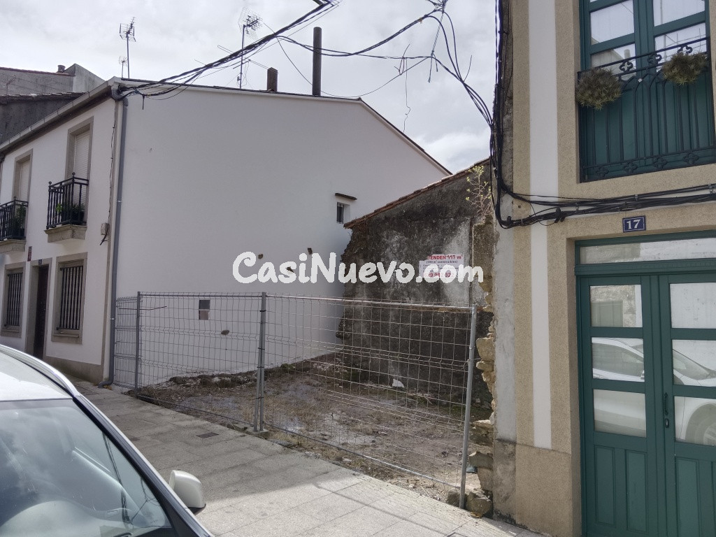 Solar residencial en Venta en Melide La Coruña