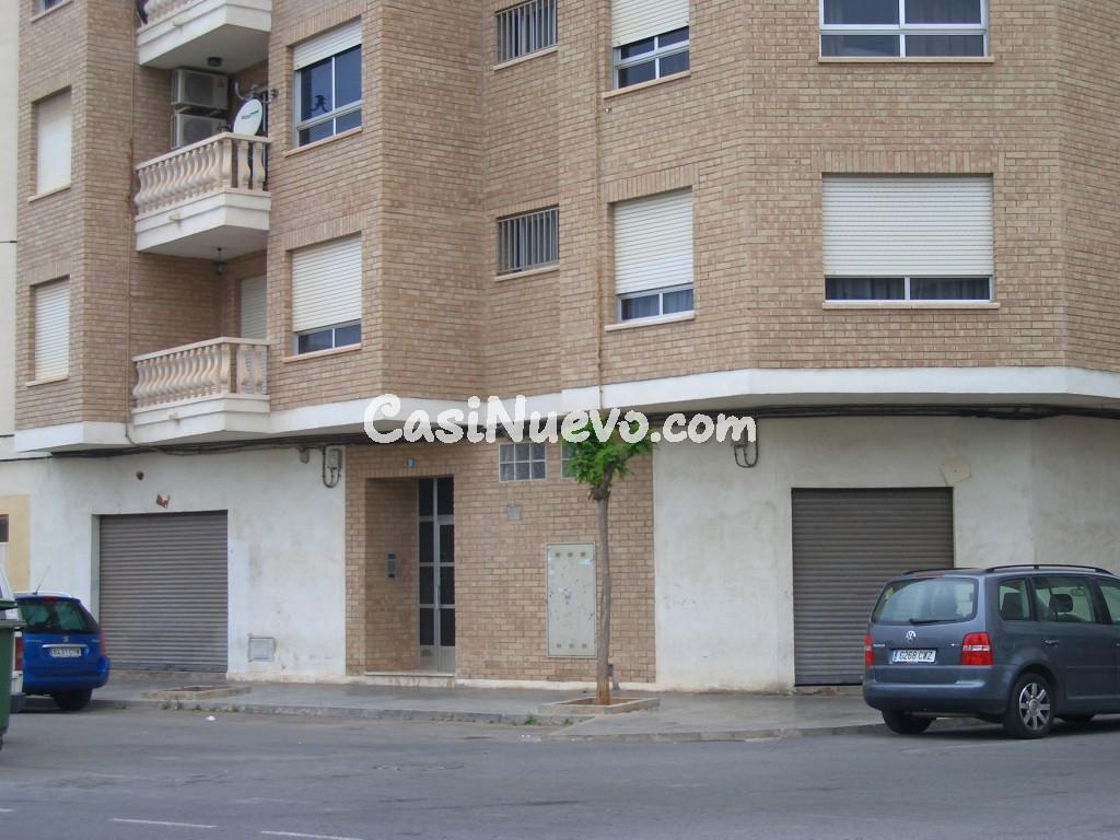 Local comercial en Alquiler en Burriana Castellón