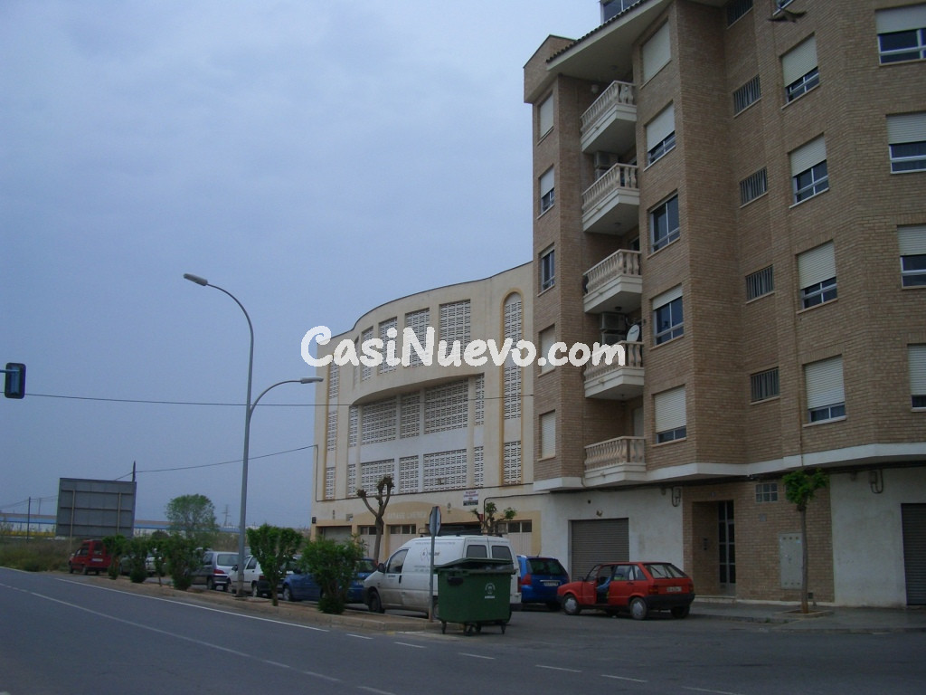 Local comercial en Alquiler en Burriana Castellón