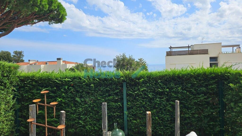 Adosada en Venta en Sant Feliu De Guixols Girona - foto 3