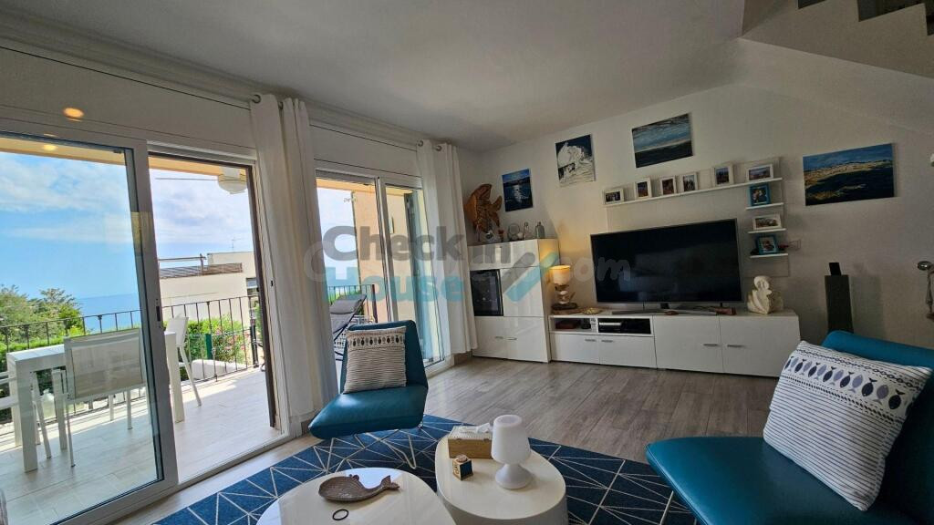Adosada en Venta en Sant Feliu De Guixols Girona - foto 4