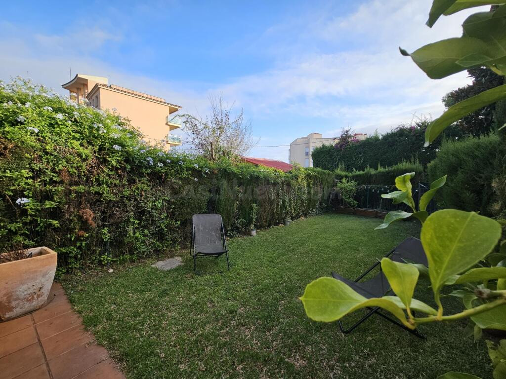 Adosada en Venta en Sant Feliu De Guixols Girona - foto 5