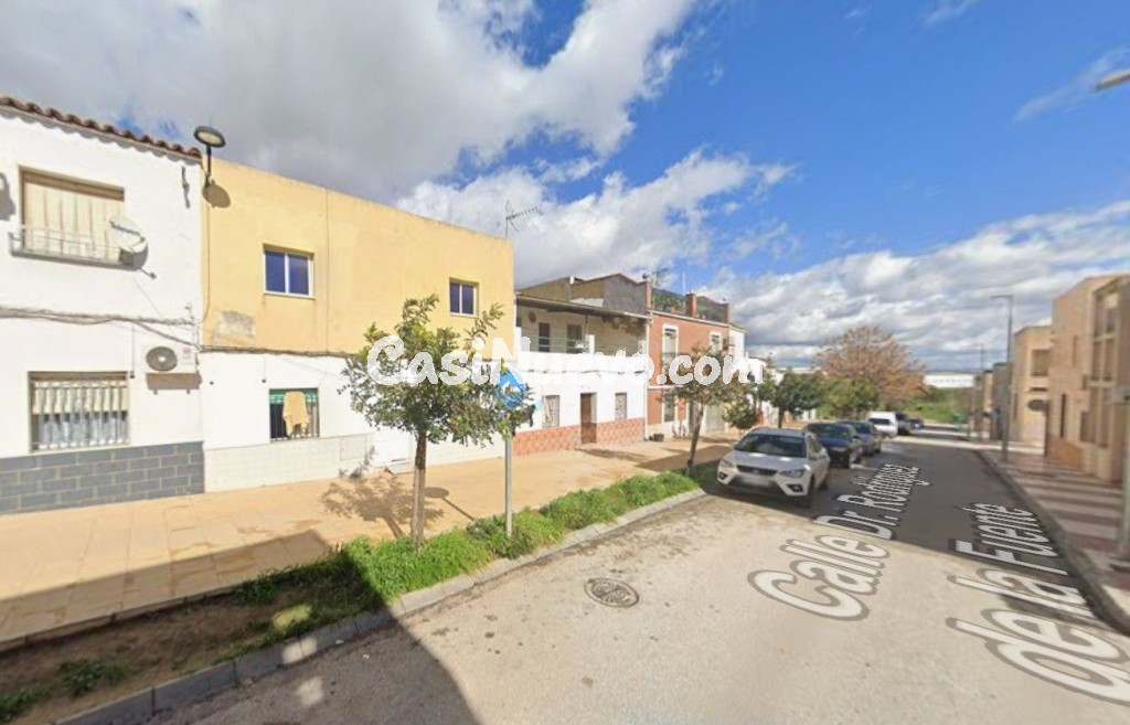 Casa-Chalet en Venta en Bailen Jaén