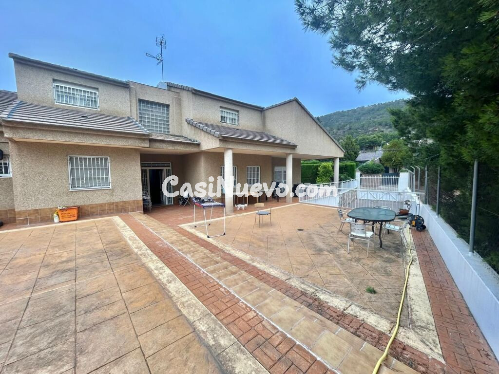 Chalet en CL. CRESTA DEL GALLO URB. LOS TEATINOS