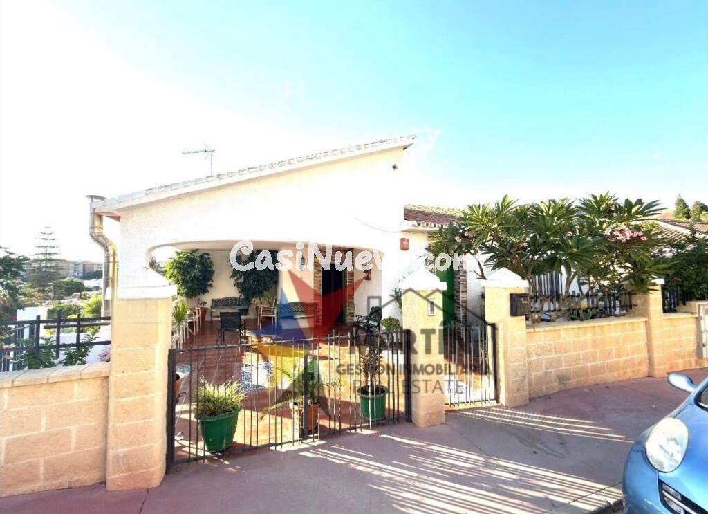 Casa-Chalet en Venta en Málaga Málaga EL PALO