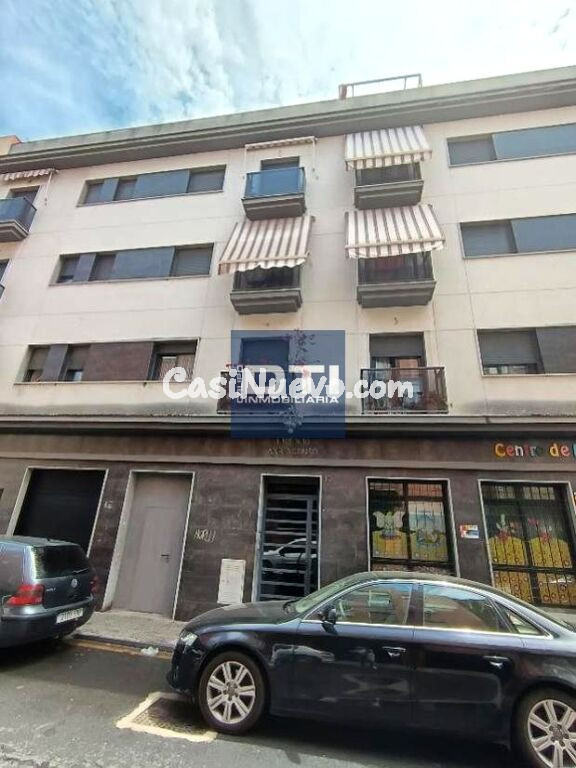 Piso en Calle Sanlúcar de Guadiana, Huelva, España