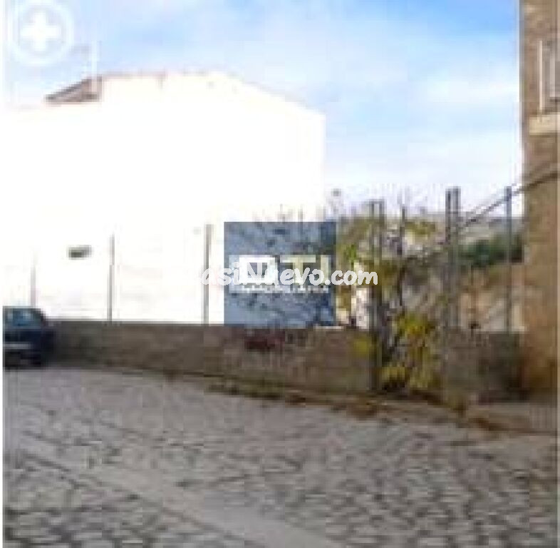 Solar en venta en Alcalá del Júcar con ubicación excepcional. Albacete