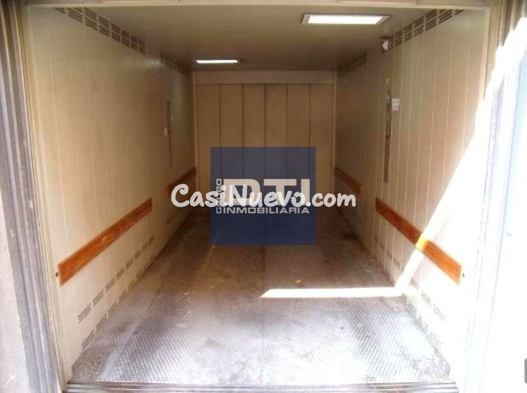 Garaje en venta en c. daoiz, 20, Albacete, Albacete