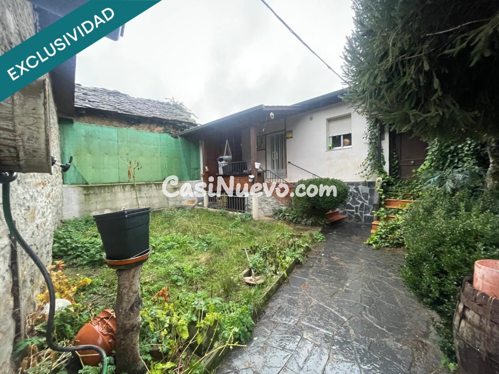 Casa con jardin VILLANUEVA DE vALDUEZA