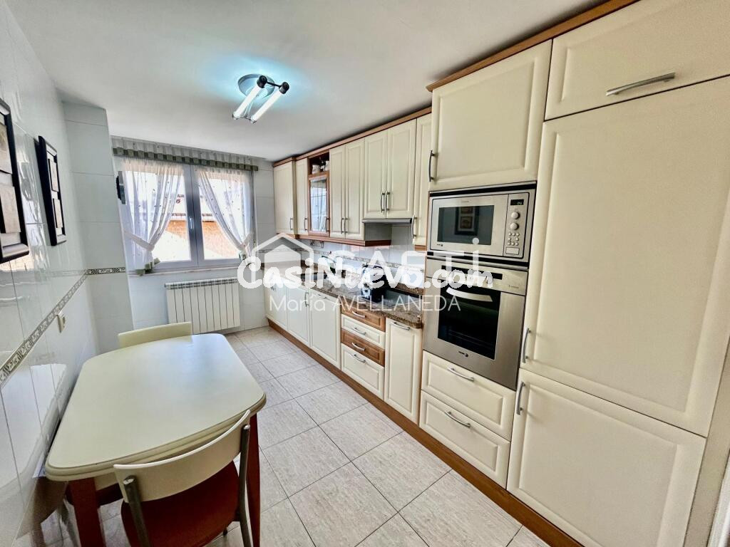 Impecable piso con muy poco uso