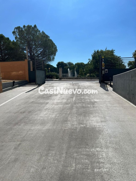Plaza de garaje en Gabriel Garcia Marquez en Collado Villalba