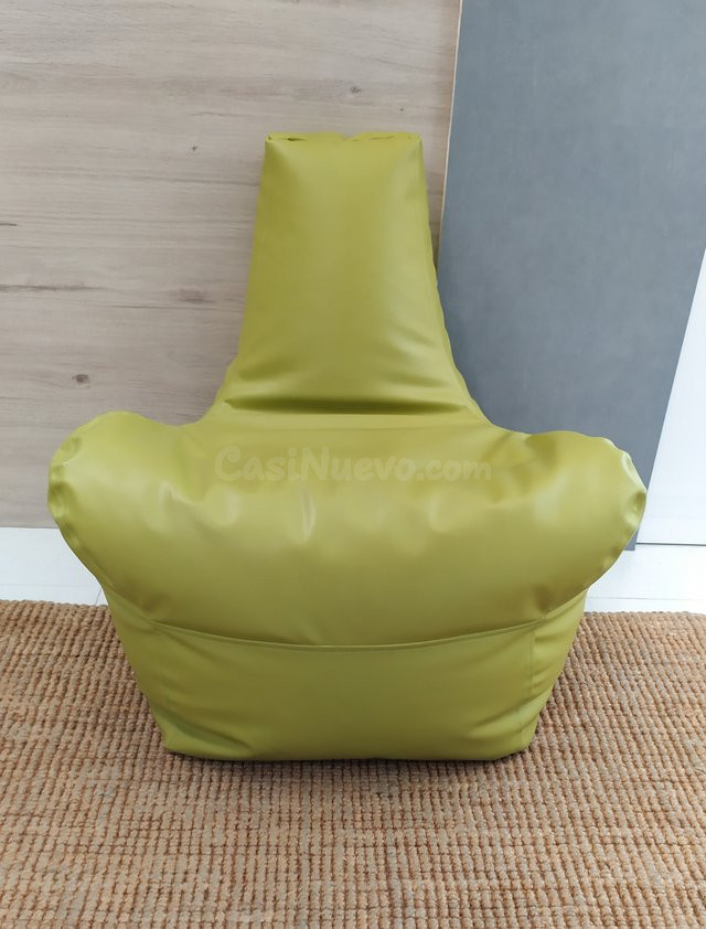 Asiento niño verde (exposición)