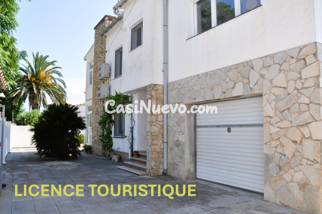 Casa-Chalet en Venta en Empuriabrava Girona