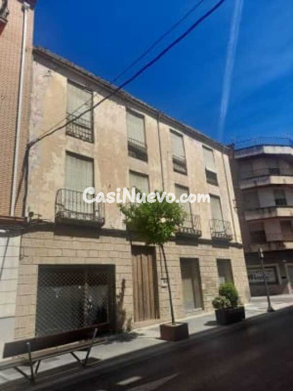 Edificio Viviendas en Venta en Linares Jaén