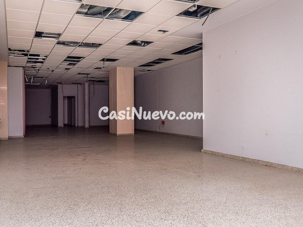 LOCAL EN EL VENDRELL