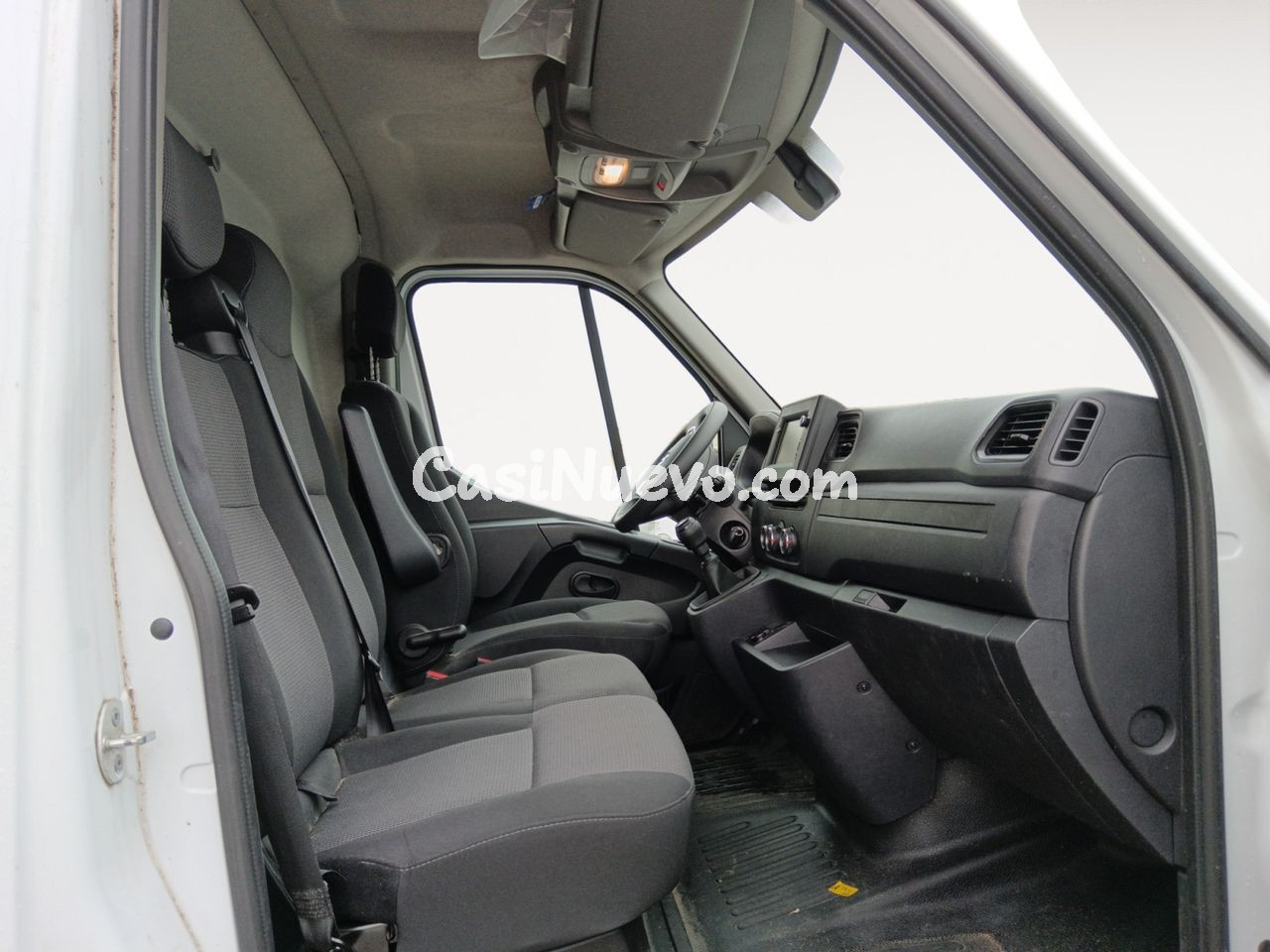 Renault Master L2H2 - foto 9