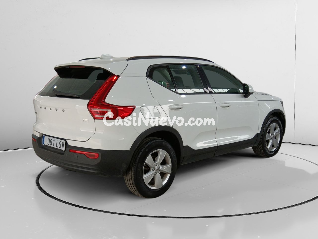 Volvo XC40 Momentum Core 2WD