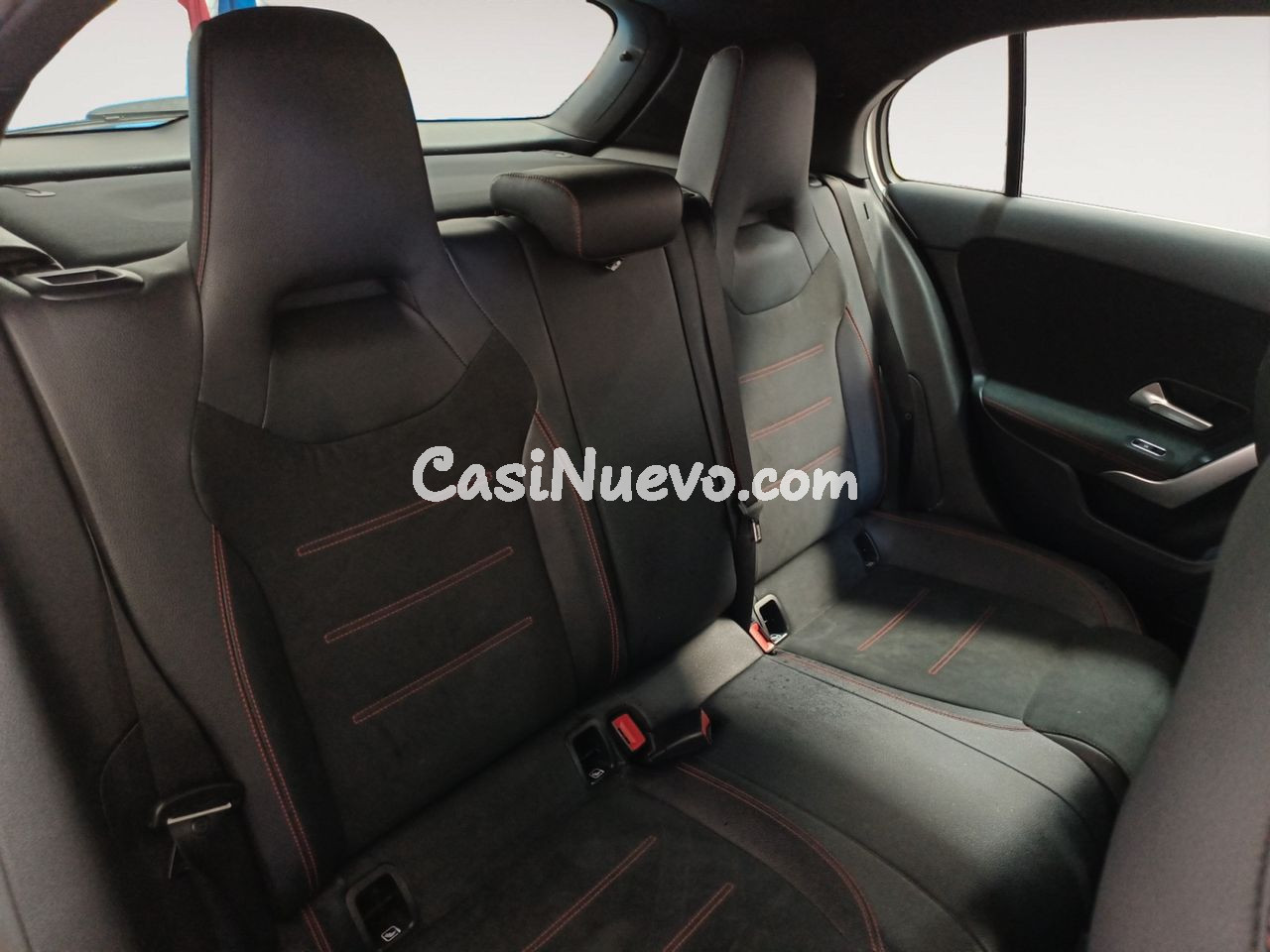 Mercedes Clase A 180d AMG Line - foto 9