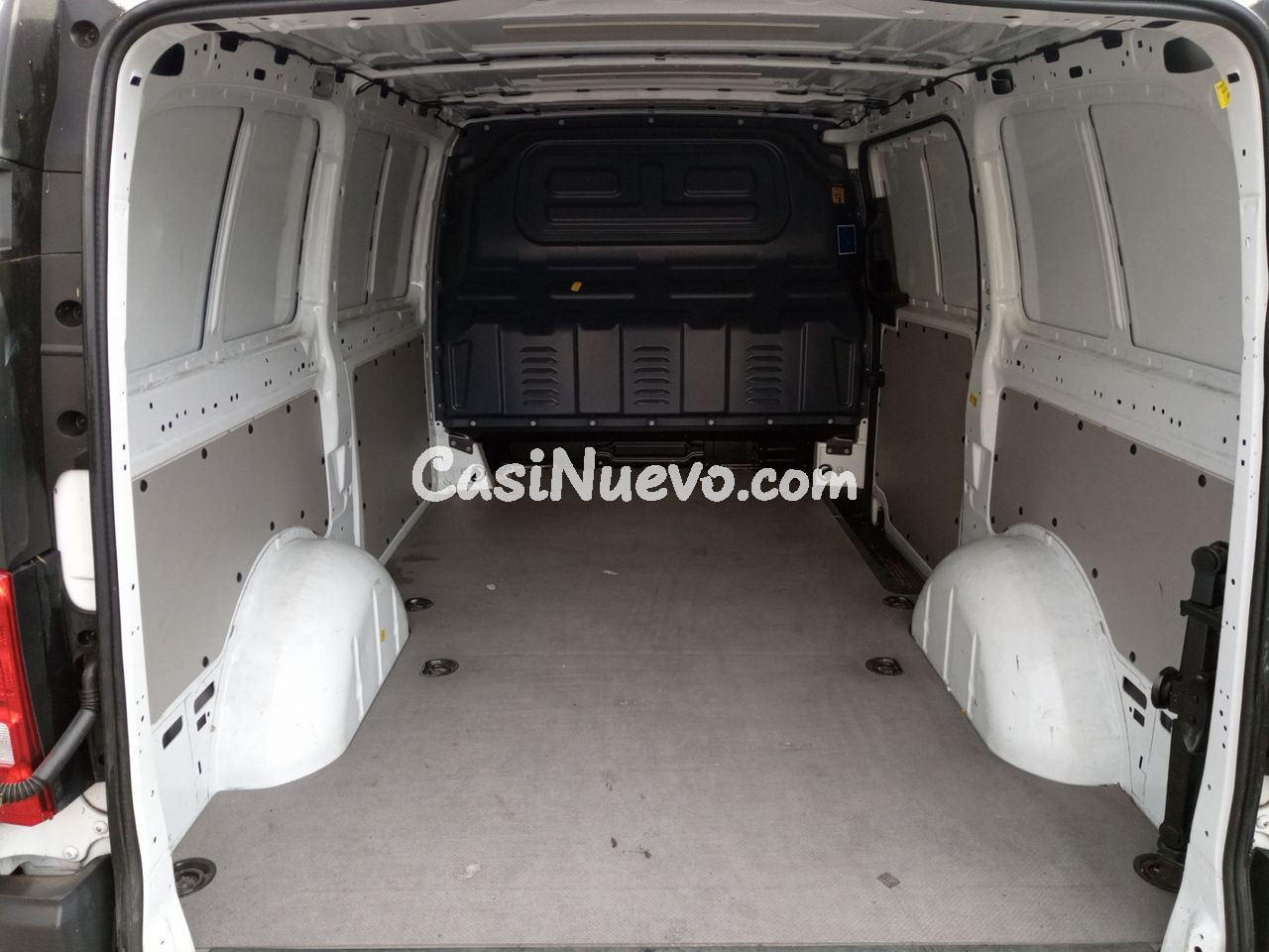 Mercedes Vito eVito 111 Larga - foto 10
