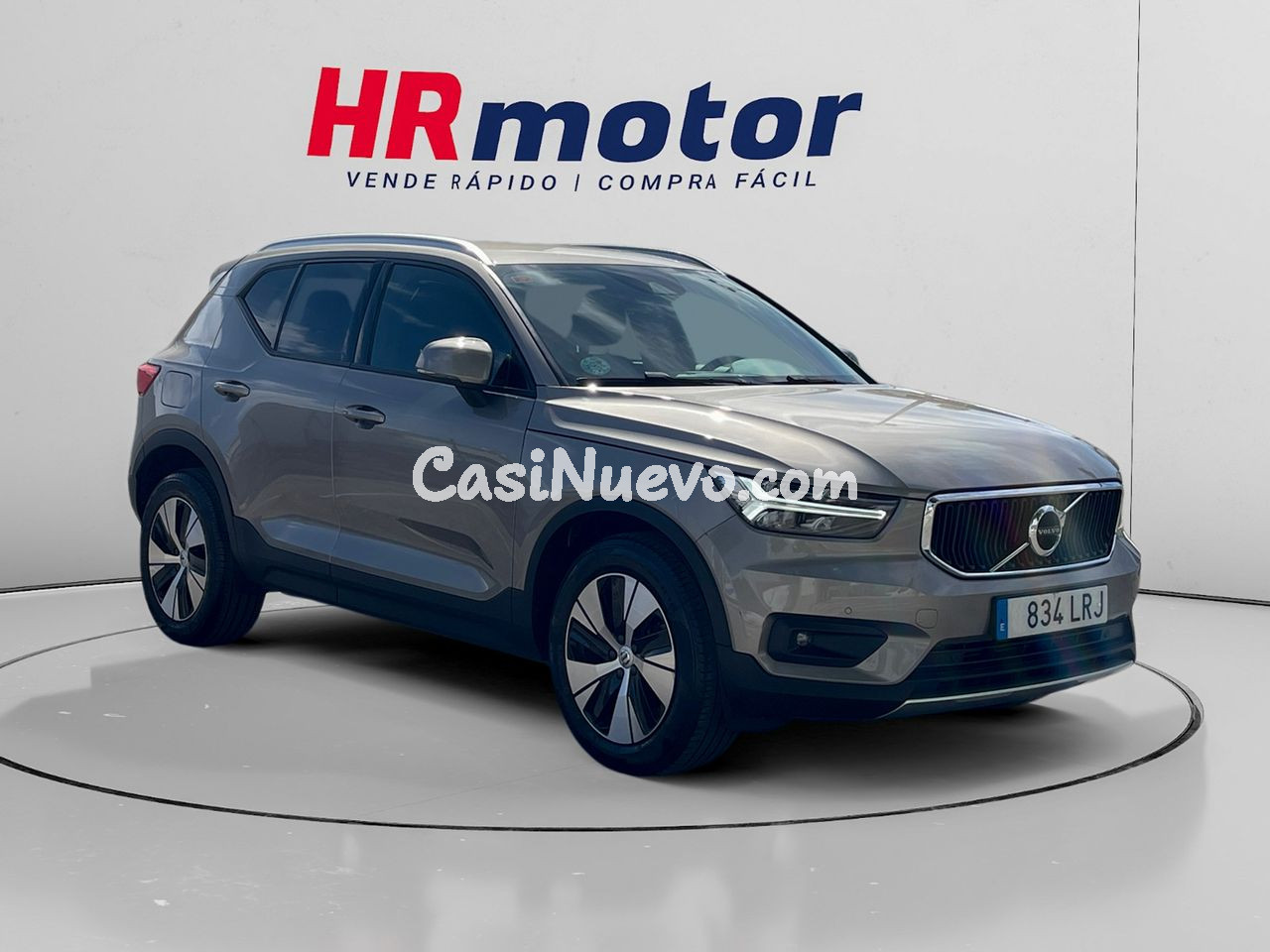 Volvo XC40 Momentum Pro 2WD