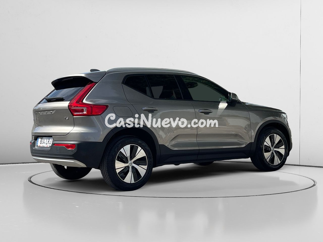 Volvo XC40 Momentum Pro 2WD