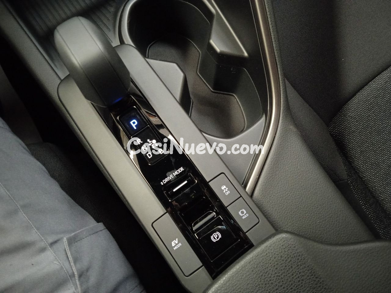 Toyota C-HR 1.8 Hybrid Active - foto 12