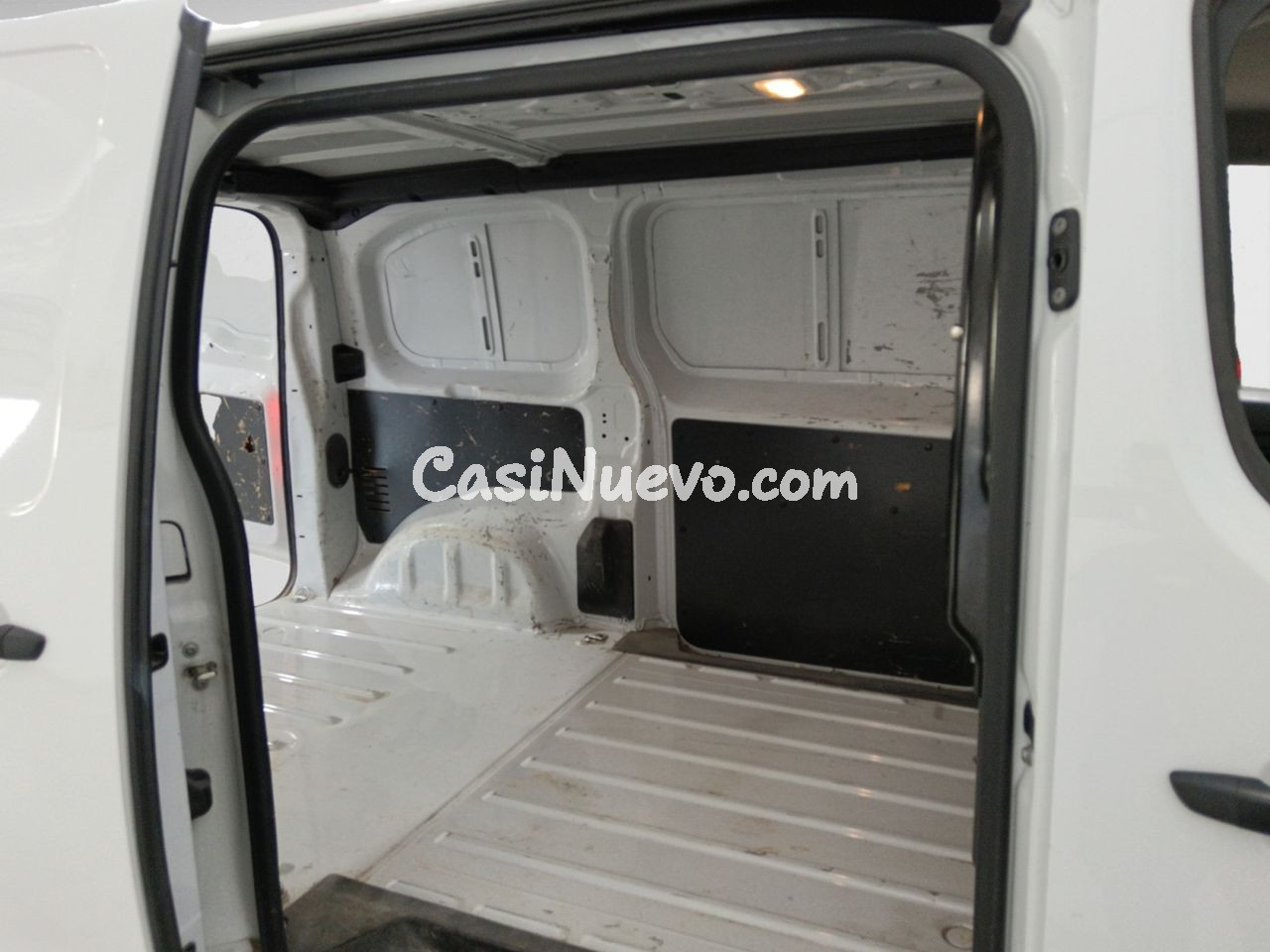 Peugeot Expert Pro Standard - foto 11