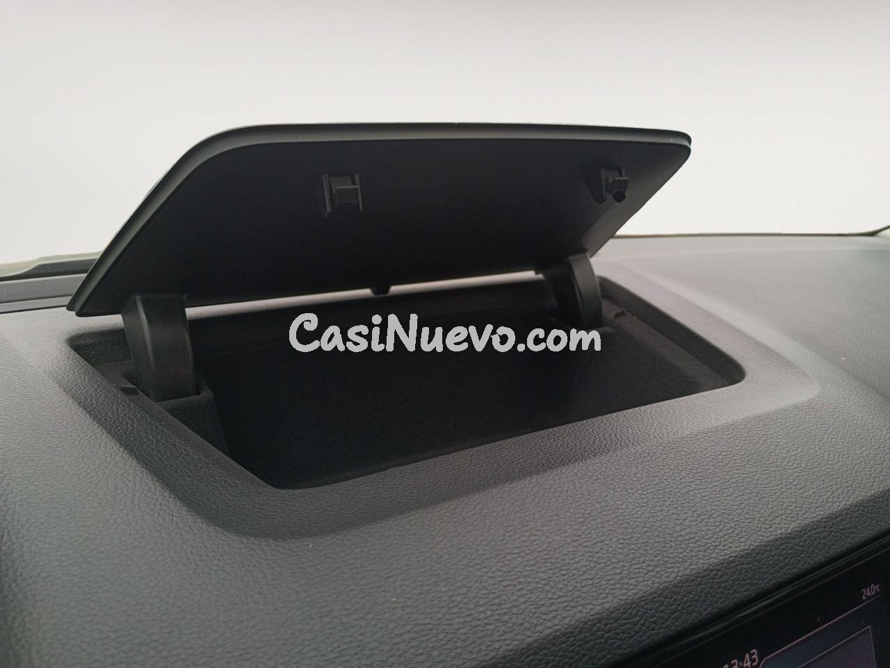 Skoda Karoq 2.0 TDI Ambition - foto 20