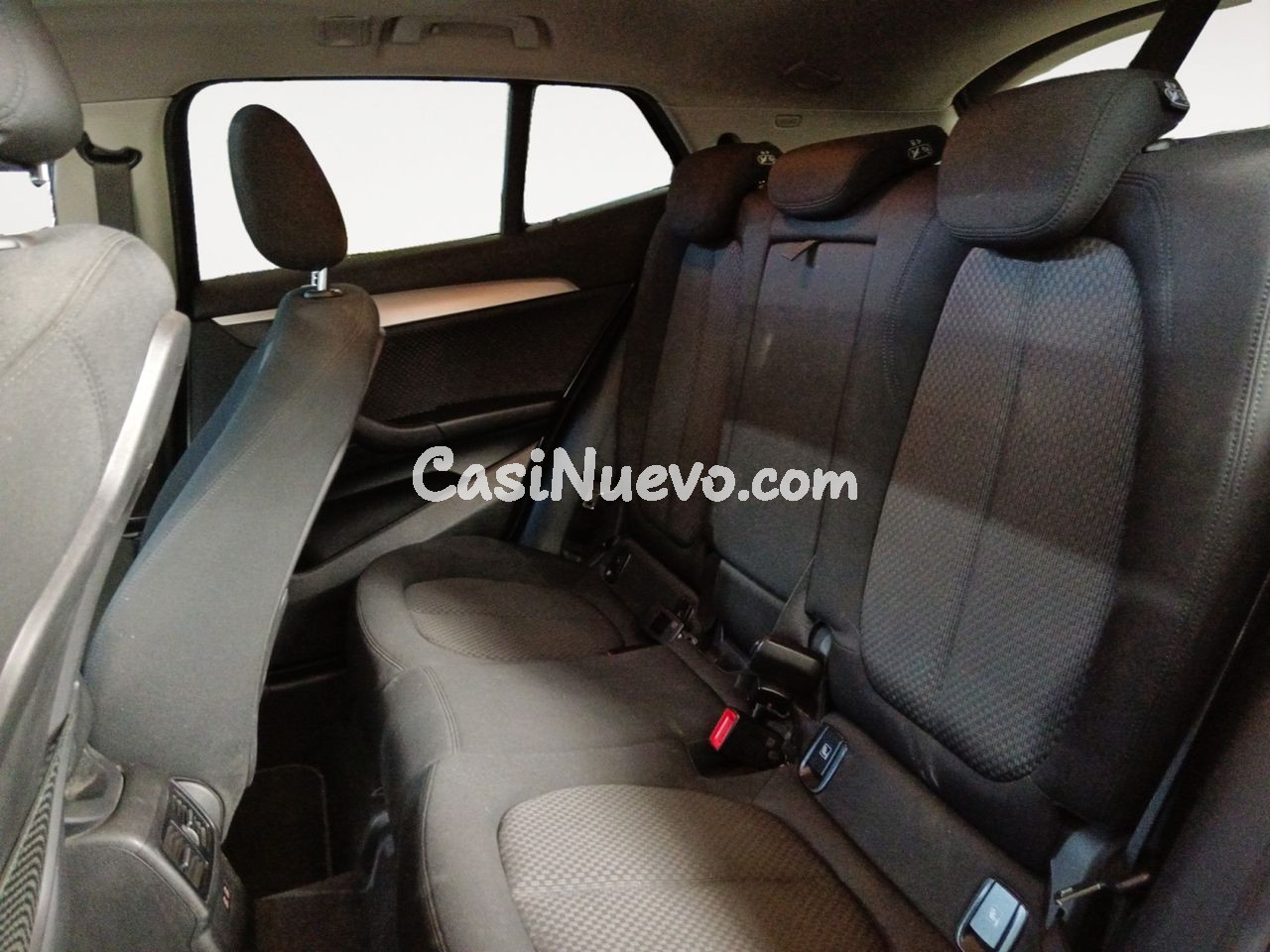 BMW X2 sDrive 18i Advantage - foto 10