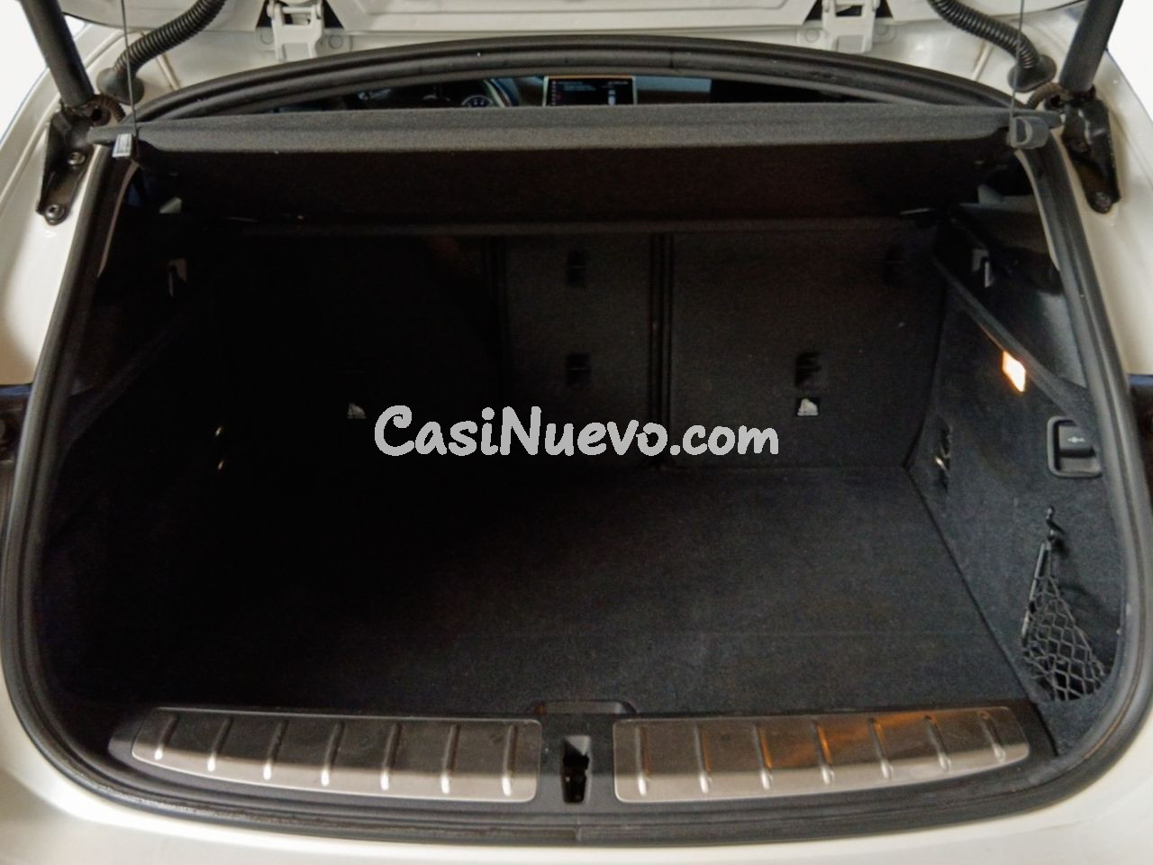 BMW X2 sDrive 18i Advantage - foto 12