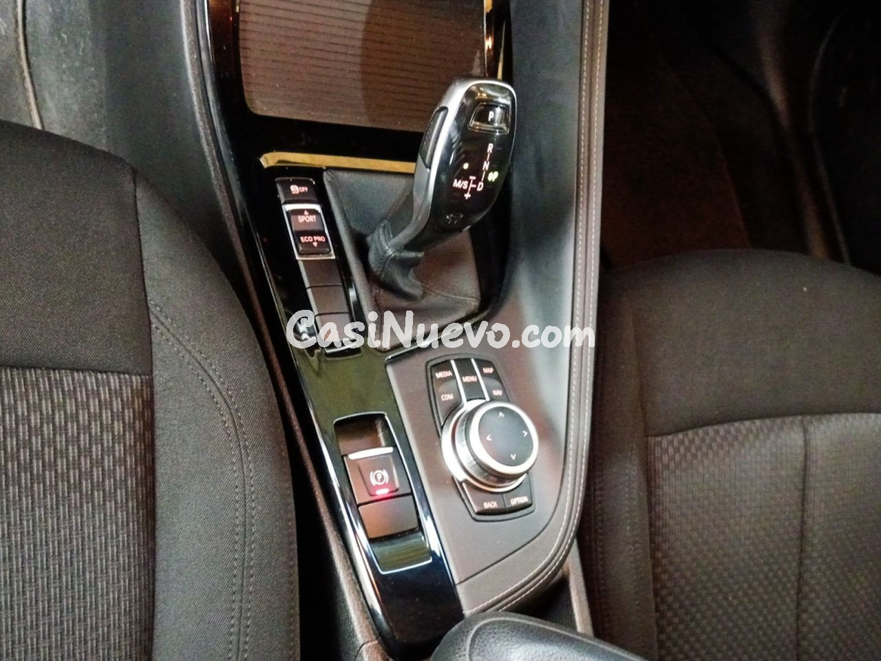 BMW X2 sDrive 18i Advantage - foto 13