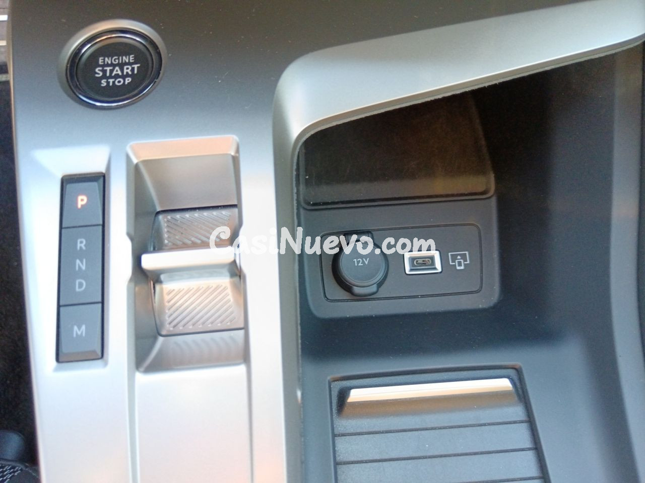 Peugeot 308 Hybrid GT - foto 12