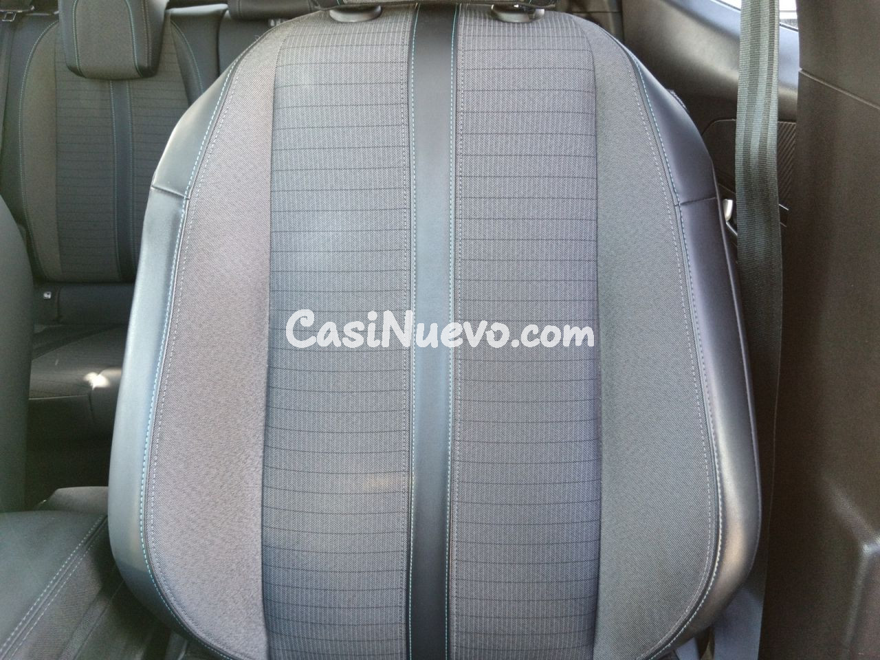 Peugeot 2008 Allure Pack - foto 21