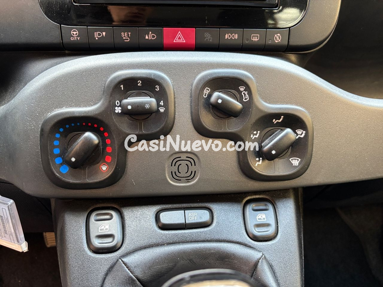 Fiat Panda 1.0 Mild Hybrid City Cross 4x2 - foto 16