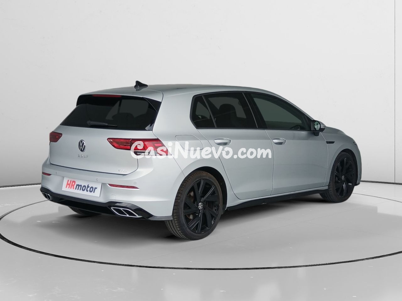 Volkswagen Golf R-Line eTSI