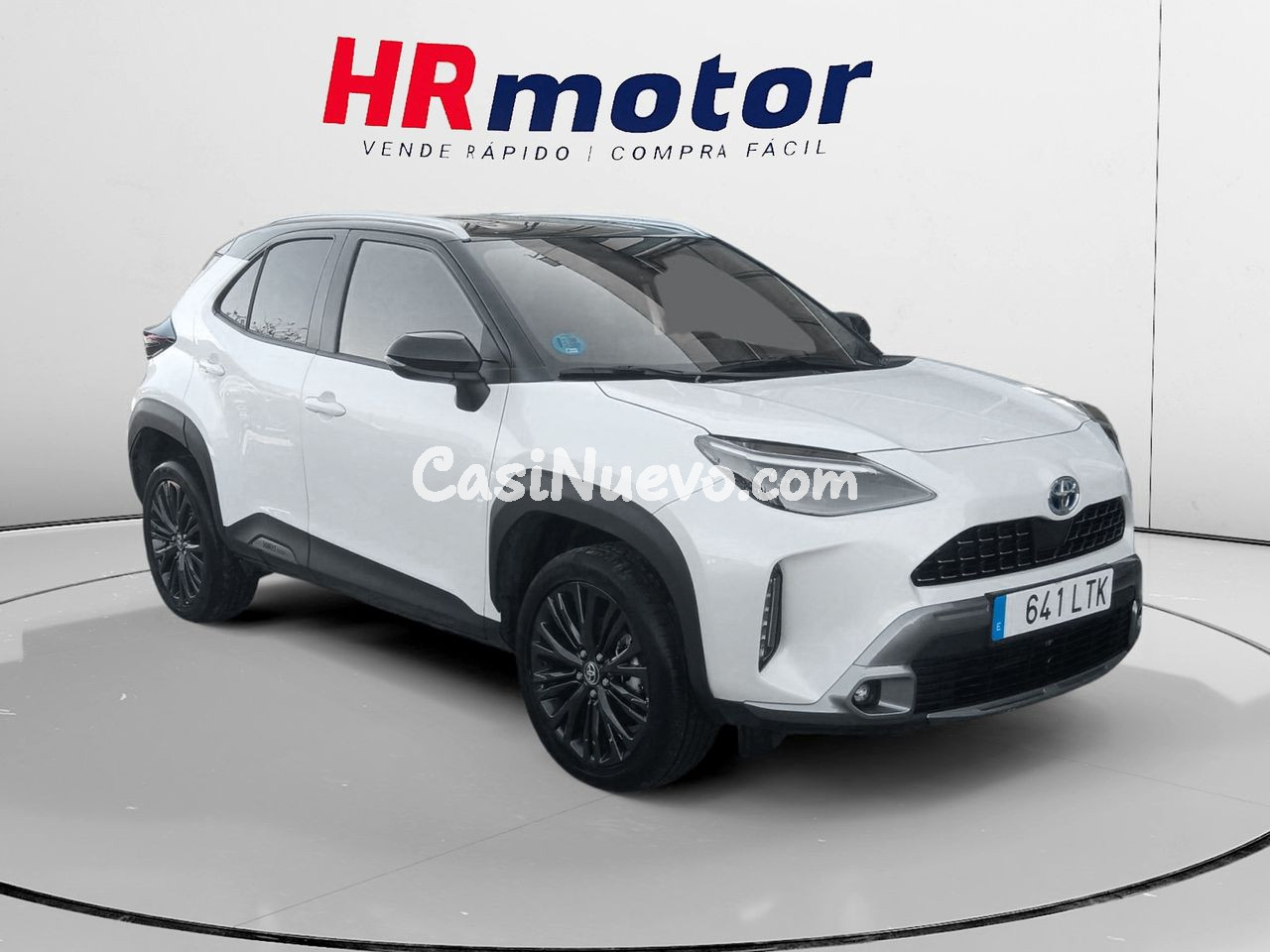 Toyota Yaris Cross Hybrid AWD-i Adventure